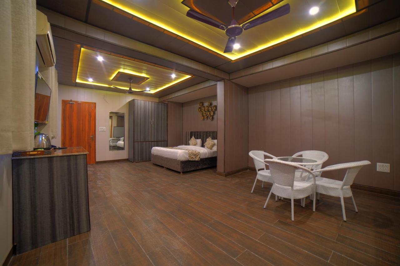 Yogved Hospitality & Resort Rishīkesh 外观 照片