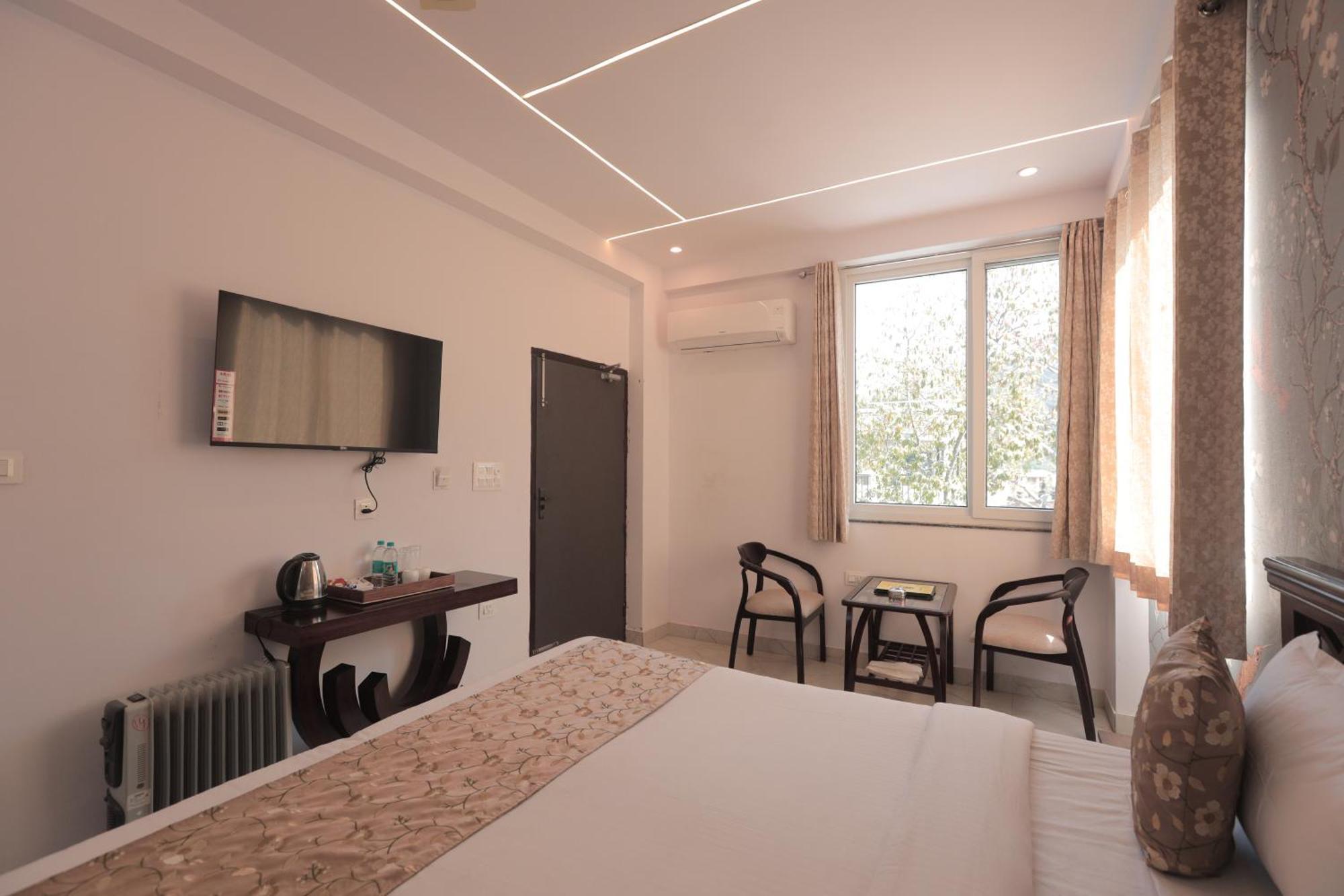 Yogved Hospitality & Resort Rishīkesh 外观 照片